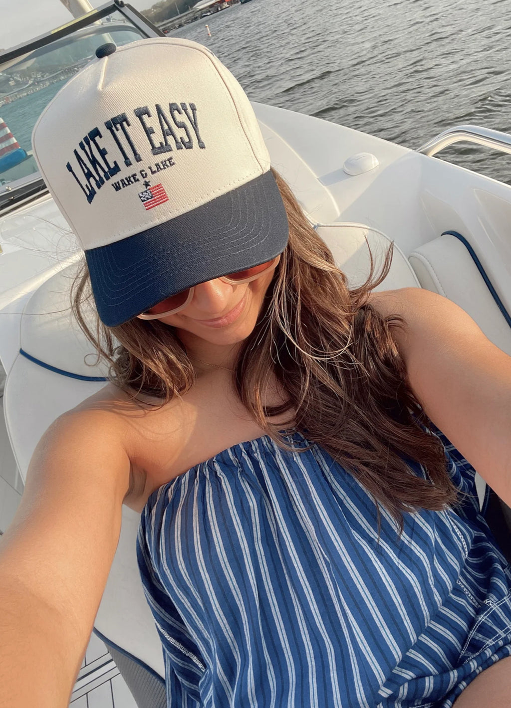 Lake it easy- Vintage Trucker hat