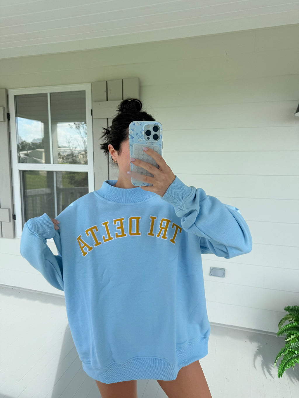 SALE-TRI DELTA